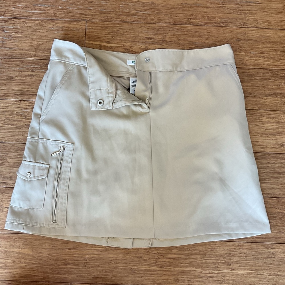 Izod khaki skort